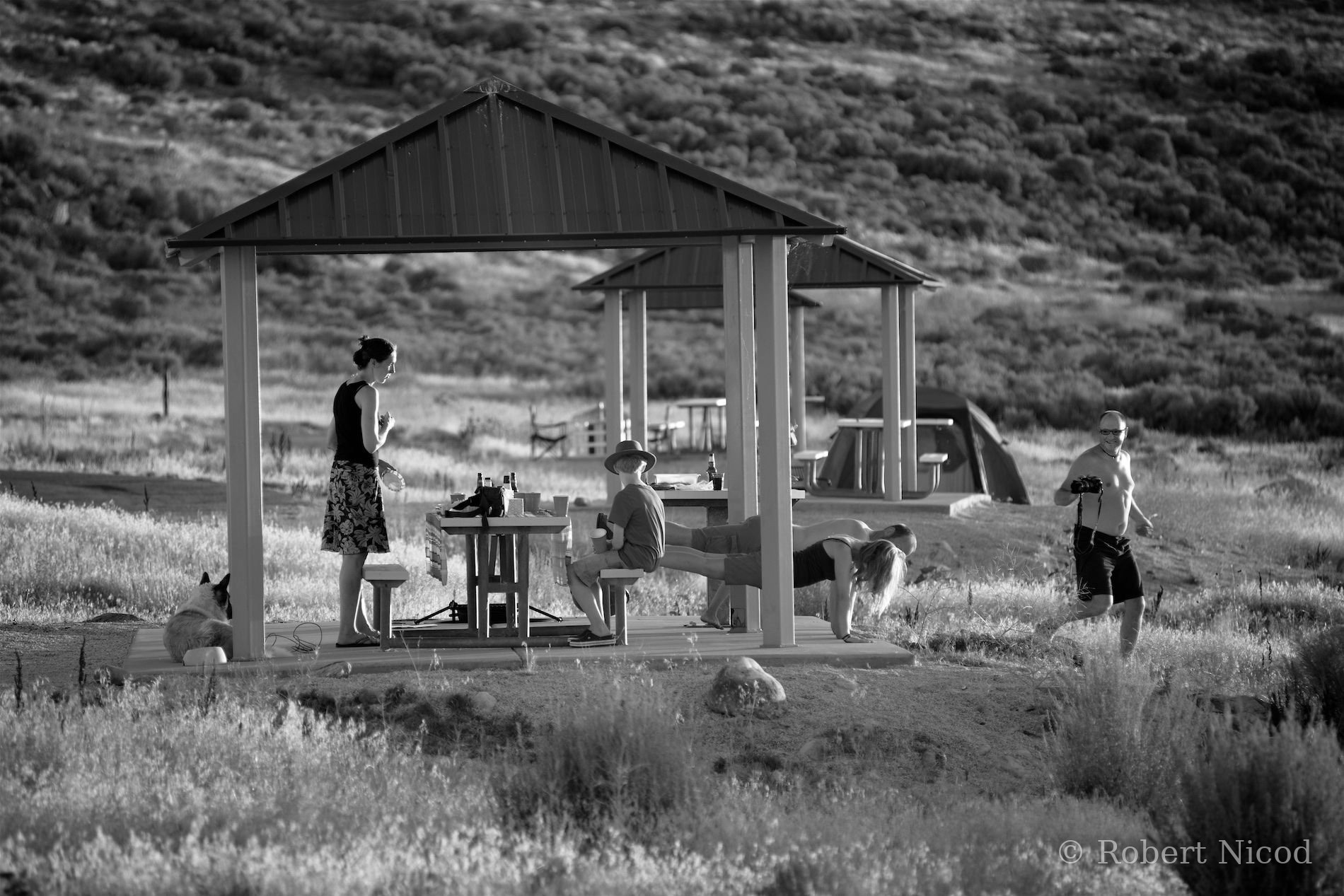 Des touristes à l'Ouest — Scène de vie précieuse au camping, Antelope Island, Utah